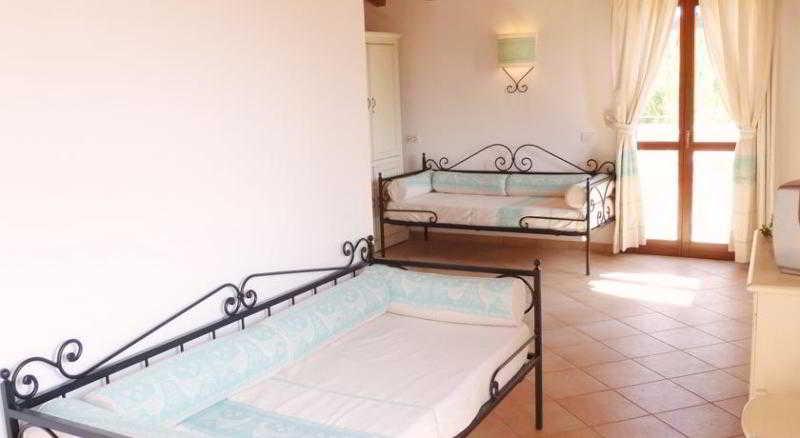Borgo Dei Pescatori Hotel Aglientu Eksteriør billede