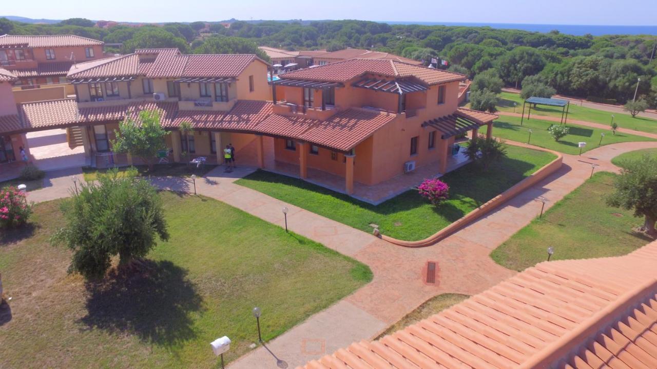 Borgo Dei Pescatori Hotel Aglientu Eksteriør billede