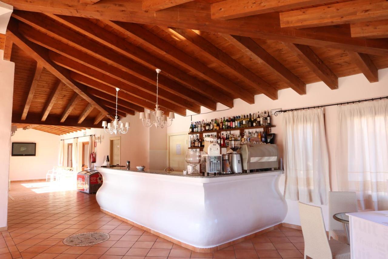 Borgo Dei Pescatori Hotel Aglientu Eksteriør billede